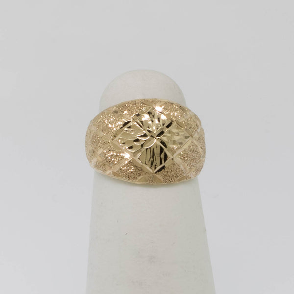 14K Yellow Gold Textured Diamond-Cut Dome Ring Size 2.75 Preowned Jewelry