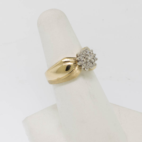 14K Yellow/White Gold Diamond Cluster Ring 0.21 CTTW Size 6.5 Preowned Jewelry