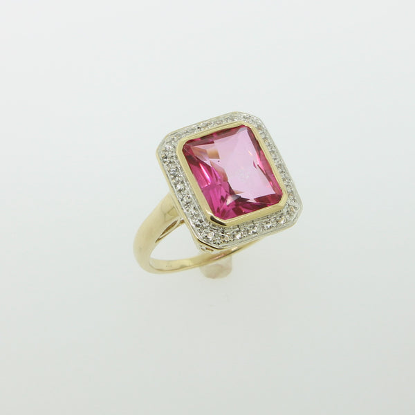 14K Yellow Gold with Imitation Pink and Clear Stone Ring Size 7.75 Estate Jewelry