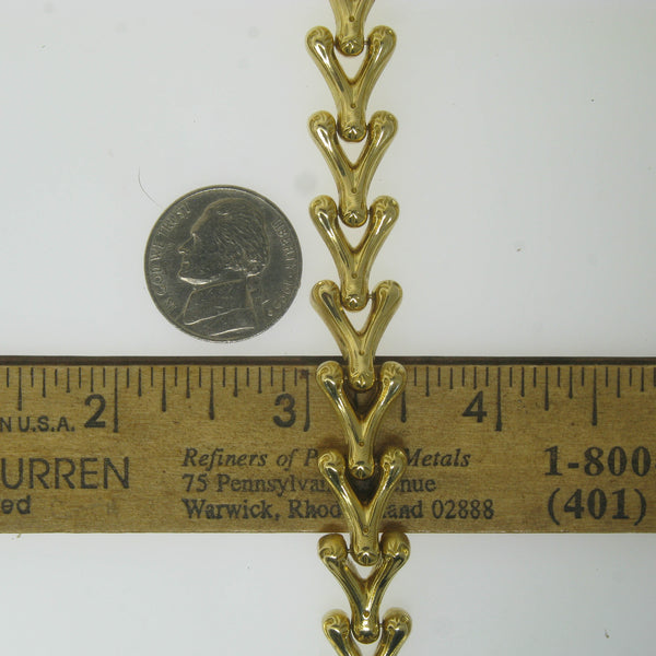 Pre-Owned 18K Yellow Gold 7-5/8” V Branch Link Bracelet with Engraved Details