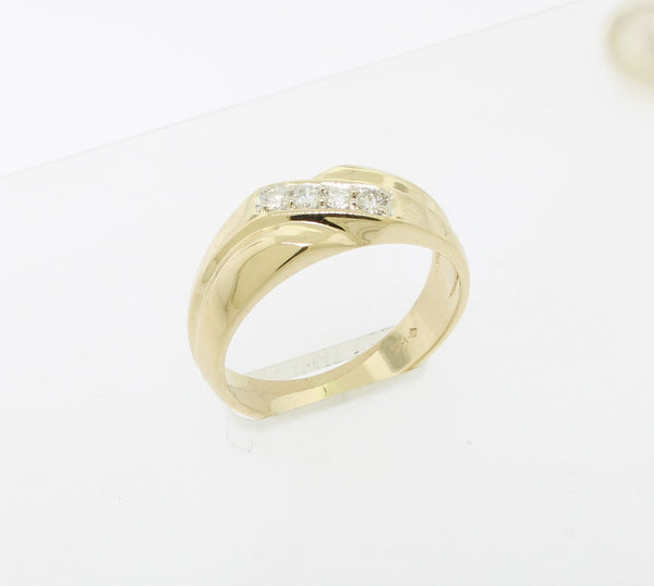 14K Yellow Gold 4 Diamond Ring .28TW (I-I1) Size 11 Preowned Jewelry