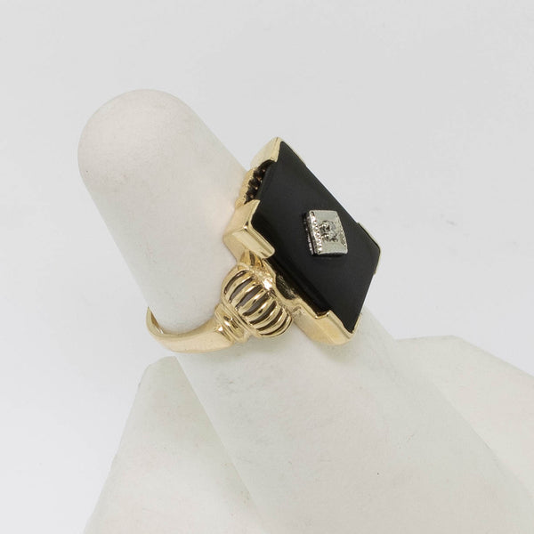 10K Yellow Gold Onyx Diamond (.02ct) Ring Size 5.5 Preowned Jewelry