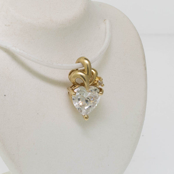 Preowned 14K Yellow Gold Heart-Shaped CZ Pendant with Accent CZ