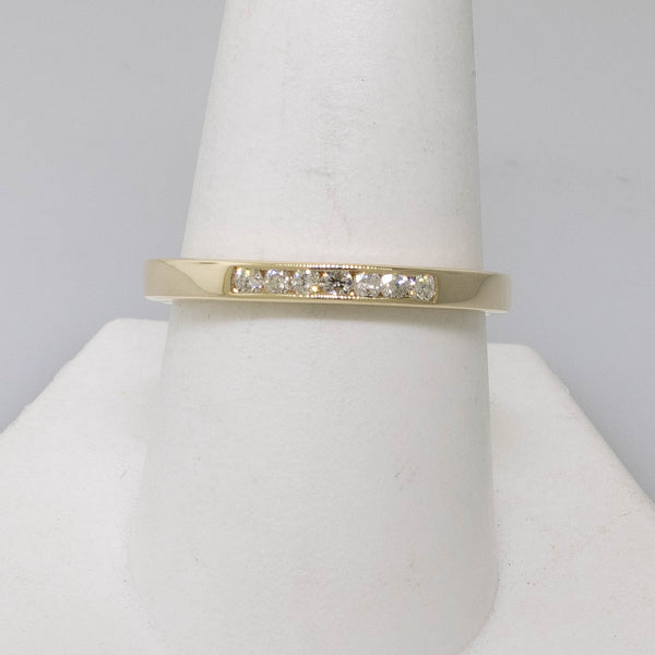 Pre-Owned 14K Yellow Gold Channel Diamond Band Ring Size 9.5