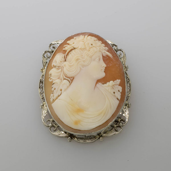 Pre-Owned 14K White Gold Shell Cameo Pin/Pendant with Filigree Frame