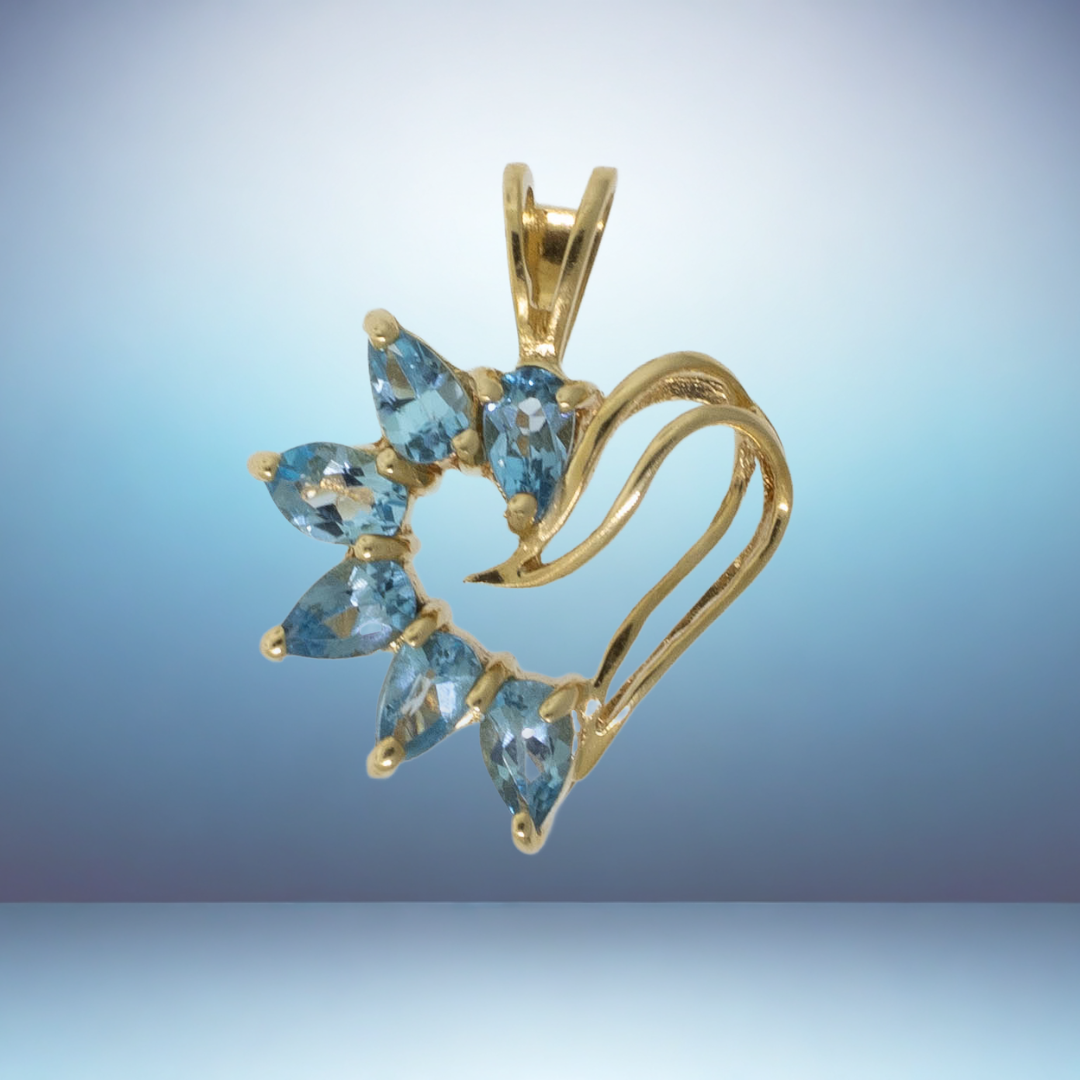 Preowned 14K Yellow Gold Heart-Shaped Blue Topaz Pendant